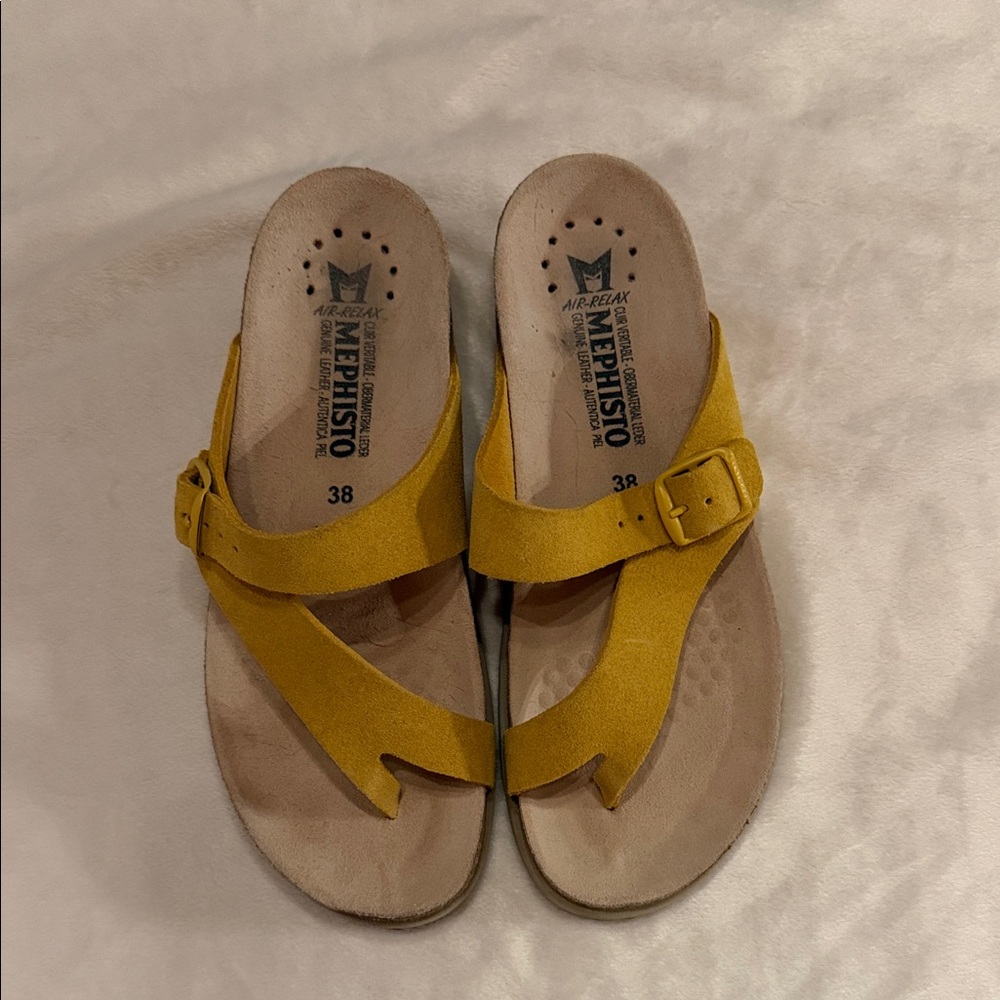 Mephisto Helen Toe Loop Sandals Women 8M Dark Yellow